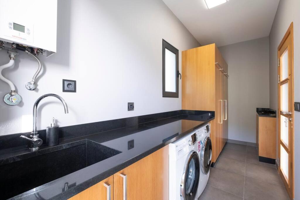 Yuri Big House Βίλα Ribeira Brava Εξωτερικό φωτογραφία