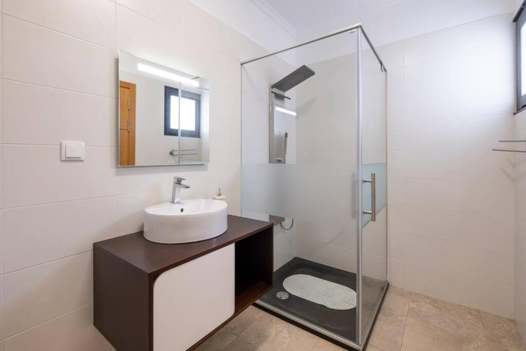 Yuri Big House Βίλα Ribeira Brava Εξωτερικό φωτογραφία