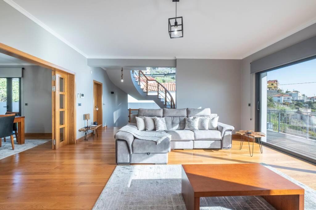 Yuri Big House Βίλα Ribeira Brava Εξωτερικό φωτογραφία